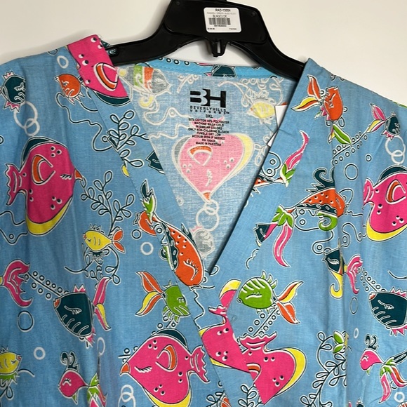 NWT Beverly Hills Uniforms Scrubs 3X PLUS SIZE - Colorful Fish - Picture 2 of 8